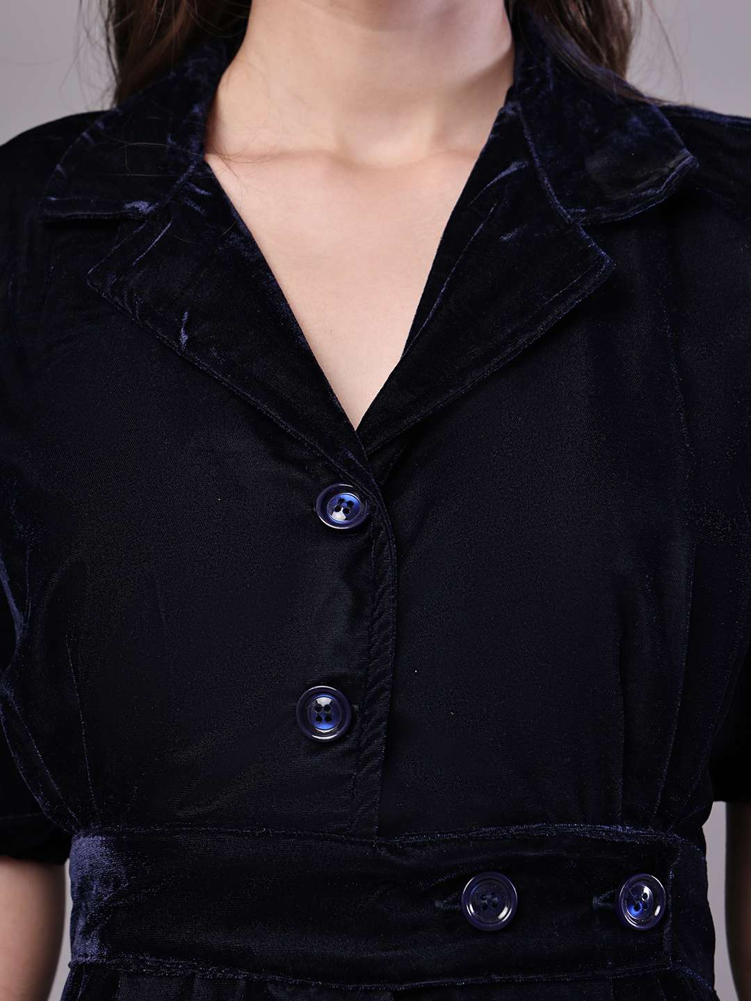 Women's Black Velvet Solid Printed Shirt Midi Dress with Belt - Image 5